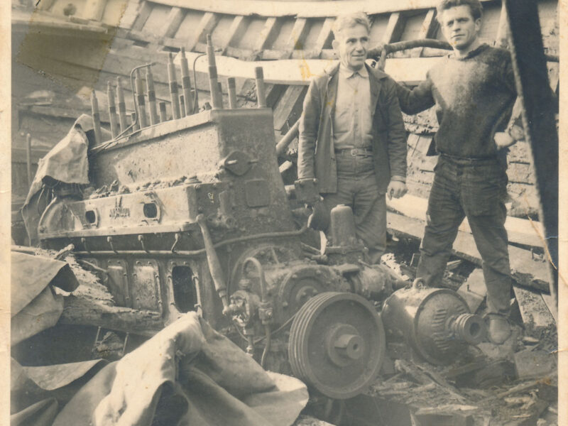 Disassembly of a boat